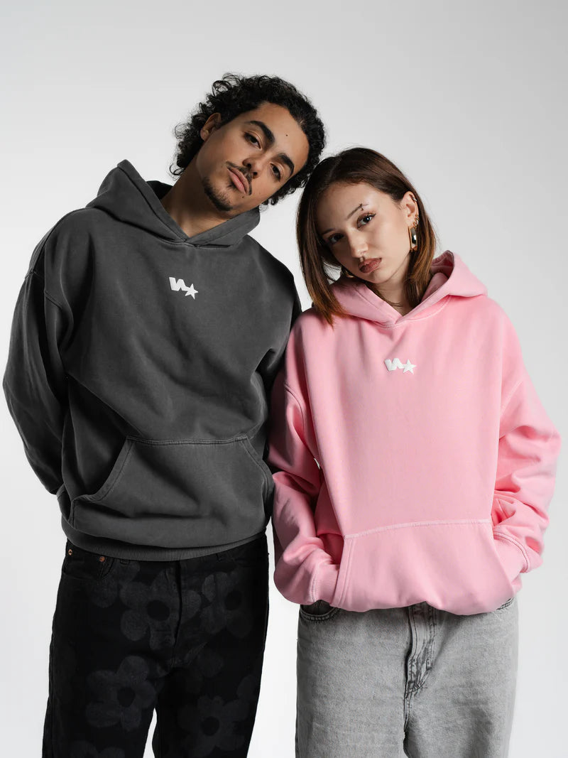 Studio NSTAR NRCSQ — shooting boutique Shopify — variante 1